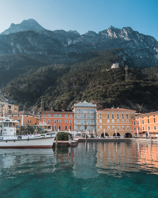 Weekend Guide to Visiting Scenic Lake Garda in Winter